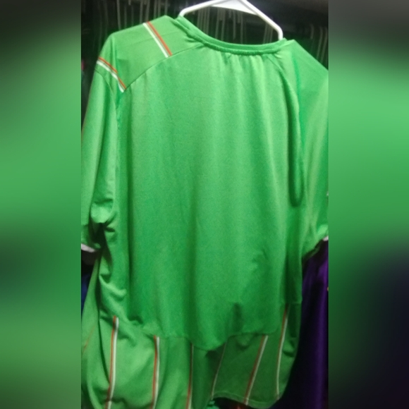 Algeria away jersey 2010 - Picture 7 of 8